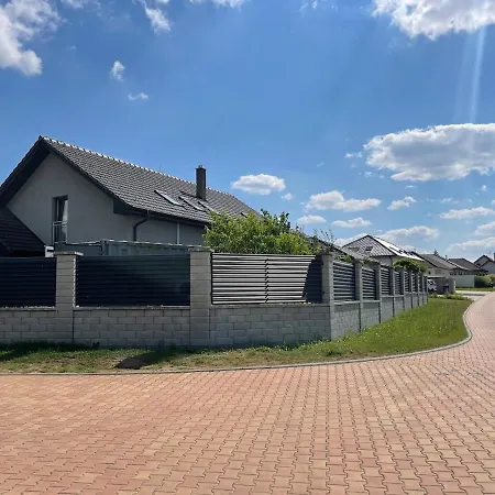 Villa U Nas Doma V Luzicich