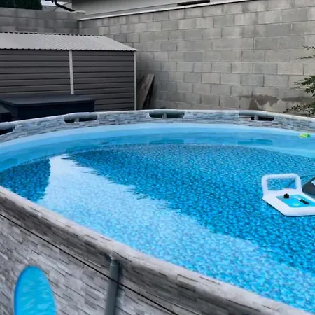Villa U Nas Doma V Luzicich *