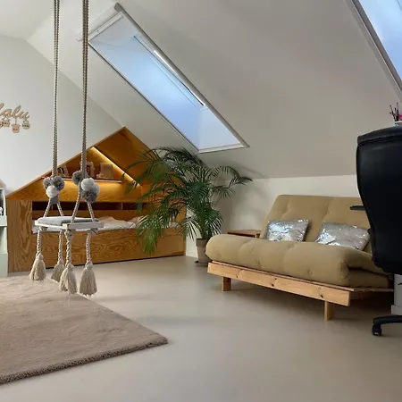 Villa U Nas Doma V Luzicich Luzice
